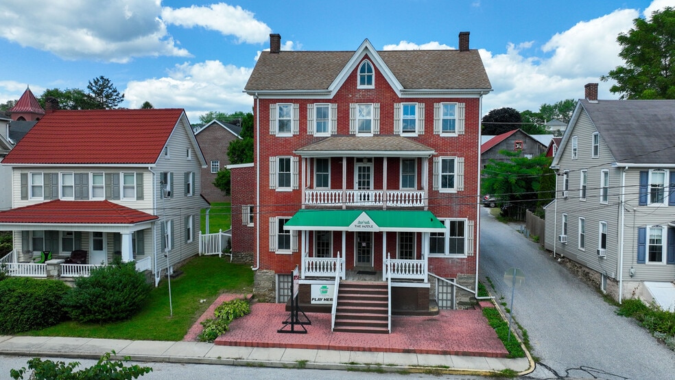 106 N Front St, New Freedom, PA for lease - Building Photo - Image 1 of 1