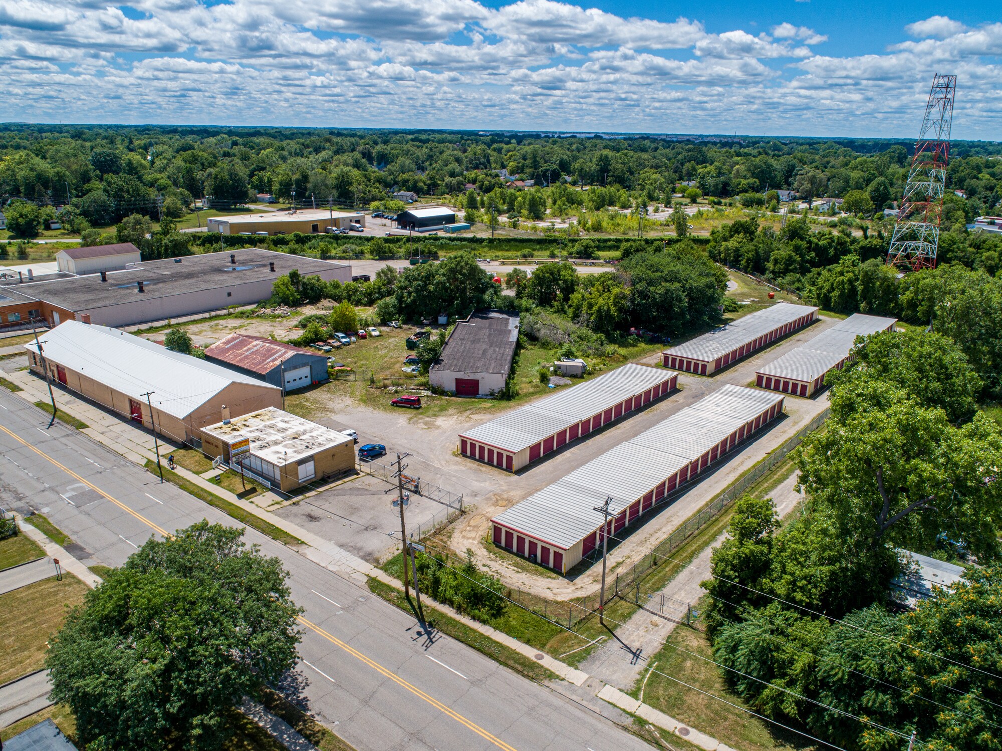 2540 S Grand Traverse St, Flint, MI for sale Primary Photo- Image 1 of 1