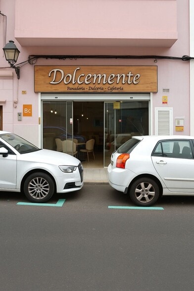 Calle Antonio de Viana, 22, Las Palmas de Gran Canaria, Las Palmas for lease - Building Photo - Image 1 of 12