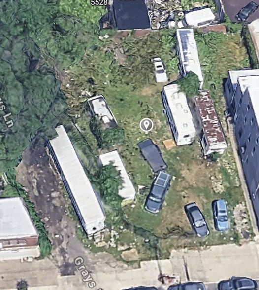 5523 Woodland Ave, Philadelphia, PA for lease - Primary Photo - Image 1 of 2