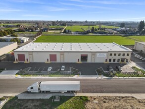 3280 Liberty Square Pky, Turlock, CA for lease Building Photo- Image 2 of 23