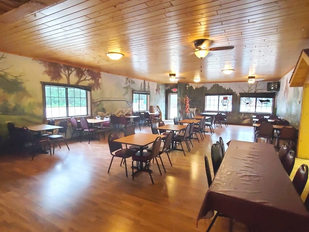 W2614 Fox Ln, Montello, WI 53949 J & J River's Bend Resort