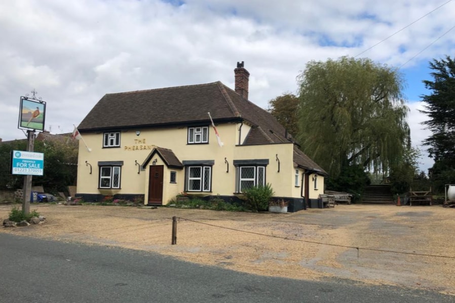 24 Heydon Rd, Royston for sale Primary Photo- Image 1 of 1