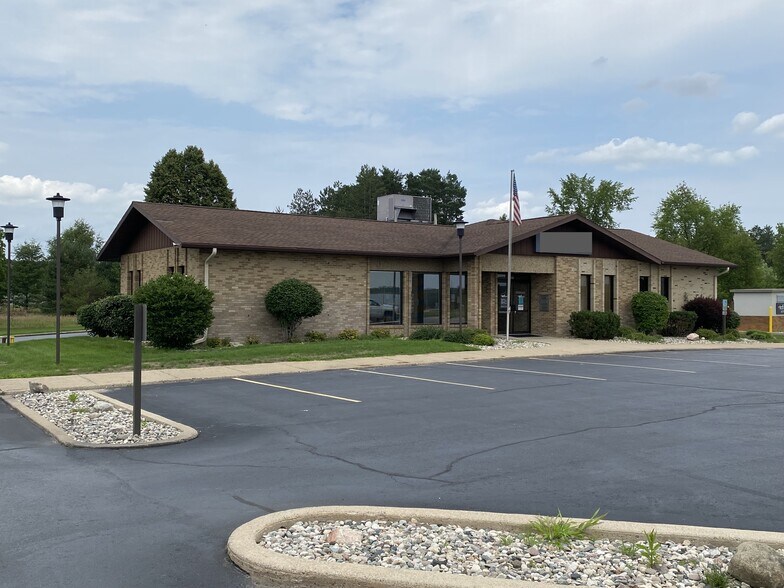 9568 US10, Evart, MI 49631