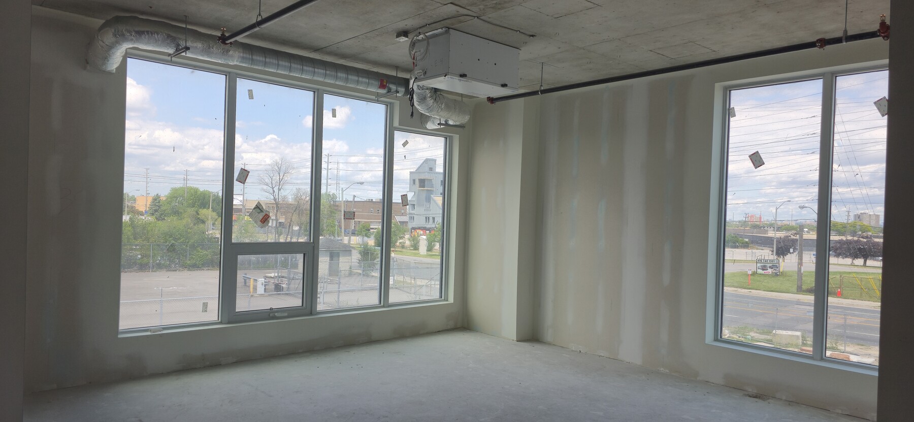 600 Dixon Rd, Toronto, ON M9W 1J1 - Unit 115 -  - Interior Photo - Image 1 of 3