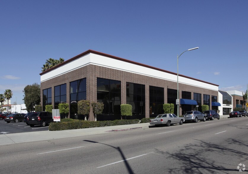 230-270 W 2nd Ave, Escondido, CA for sale - Building Photo - Image 3 of 5