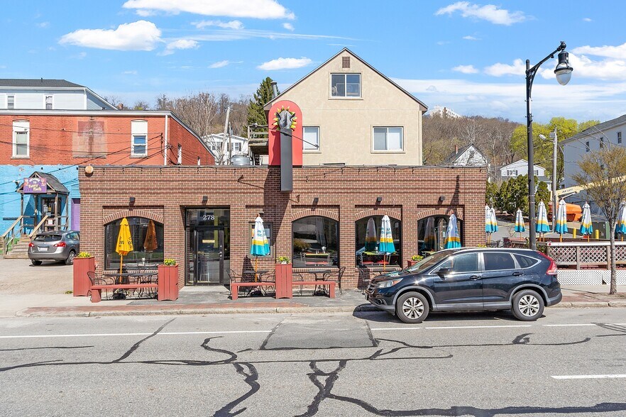 278-282 Shrewsbury St, Worcester, MA for sale - Building Photo - Image 1 of 1