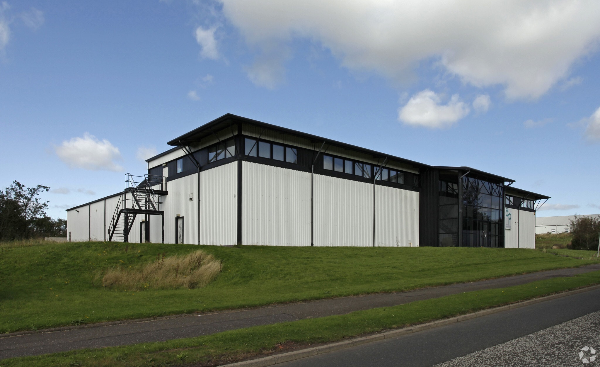 9 Caputhall Rd, Livingston for sale Primary Photo- Image 1 of 1