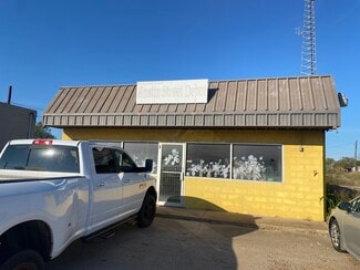 More details for 357 W Austin St, Giddings, TX - Retail for Sale