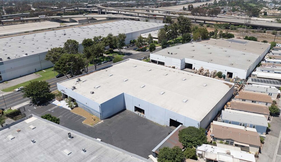 13984 Orange Ave, Paramount, CA for lease - Aerial - Image 1 of 6