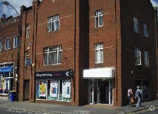 24 High St, Carrickfergus for lease - Primary Photo - Image 1 of 1