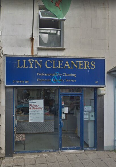 83 High St, Pwllheli for sale - Primary Photo - Image 1 of 1