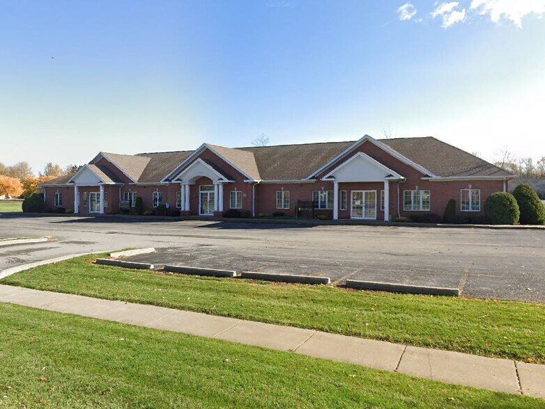140 Professional Pkwy, Lockport, NY for sale - Building Photo - Image 1 of 31