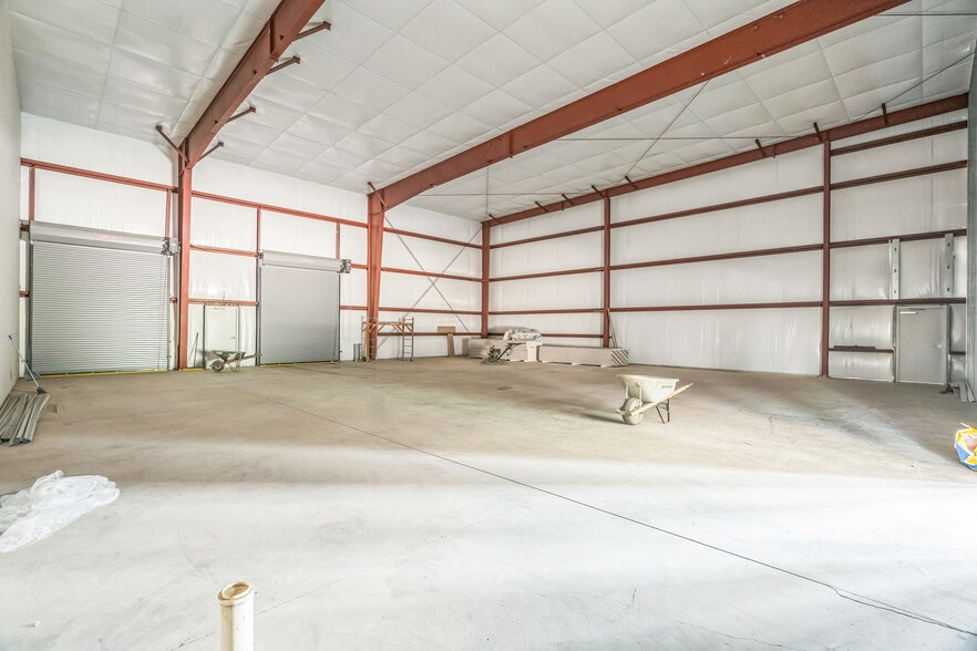 1703 Roundrock Dr, Raleigh, NC for sale - Building Photo - Image 3 of 6