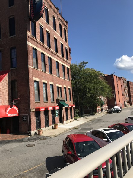 25 Union St, Worcester, MA for lease - Building Photo - Image 2 of 27