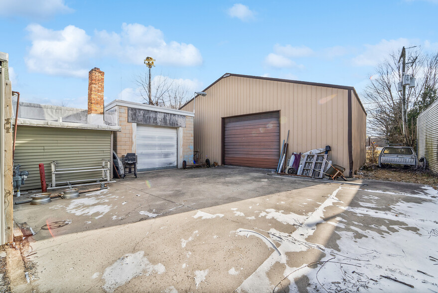 611 Main St, Brownsville, WI for sale - Building Photo - Image 3 of 13