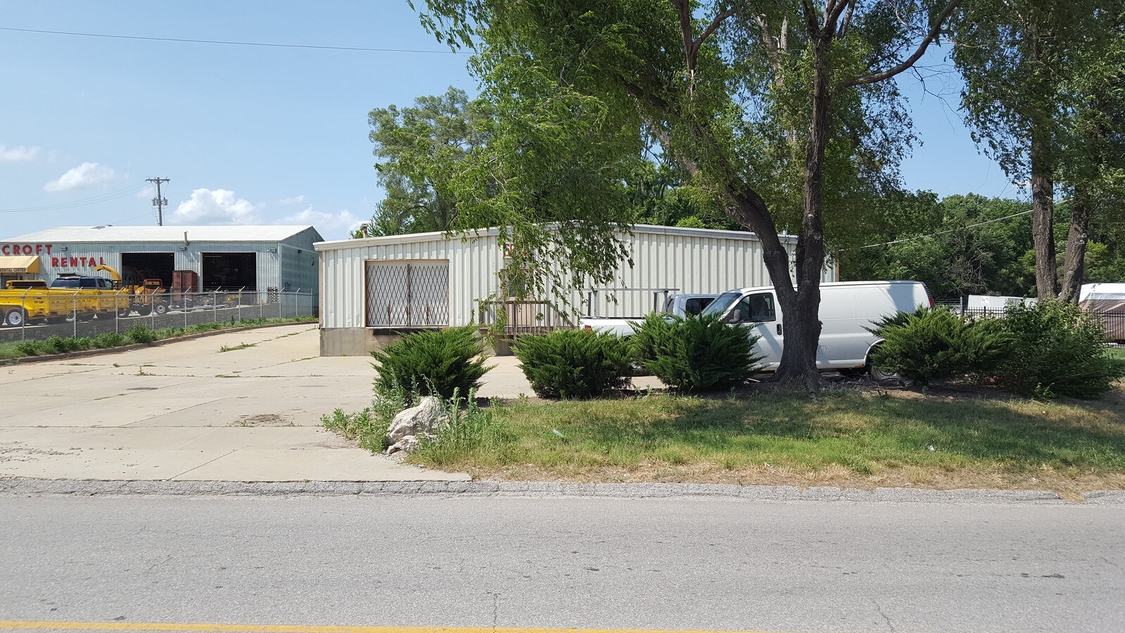 6836 Kansas Ave, Kansas City, KS 66111