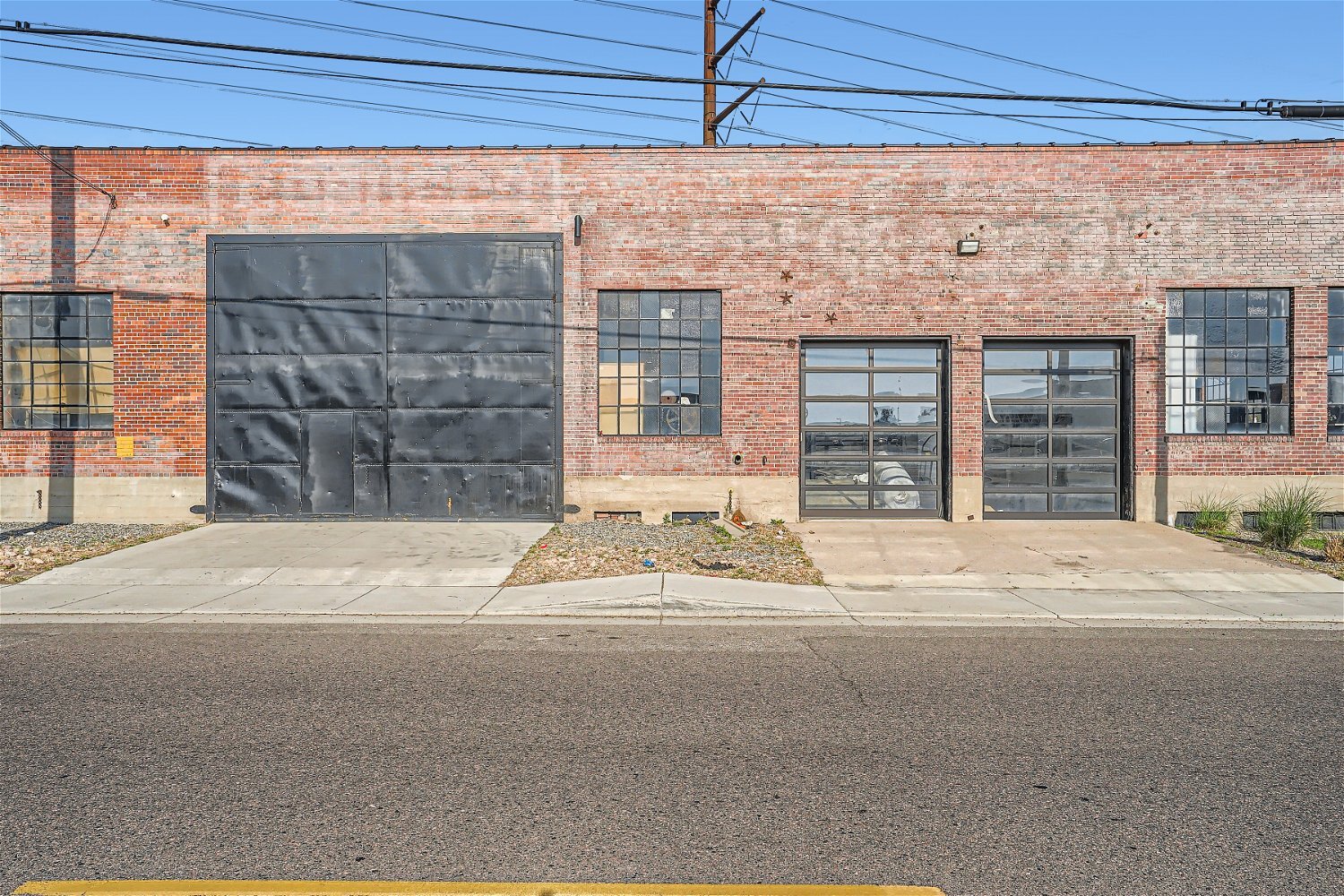 389 S Lipan St, Denver, CO for lease Building Photo- Image 1 of 6