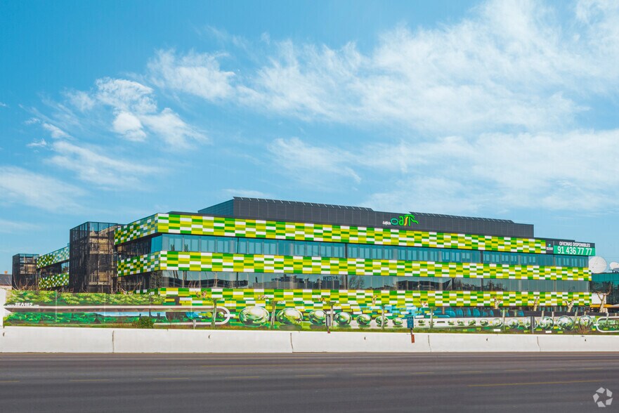 Calle de Basauri, 17, Madrid, Madrid for lease - Building Photo - Image 3 of 21