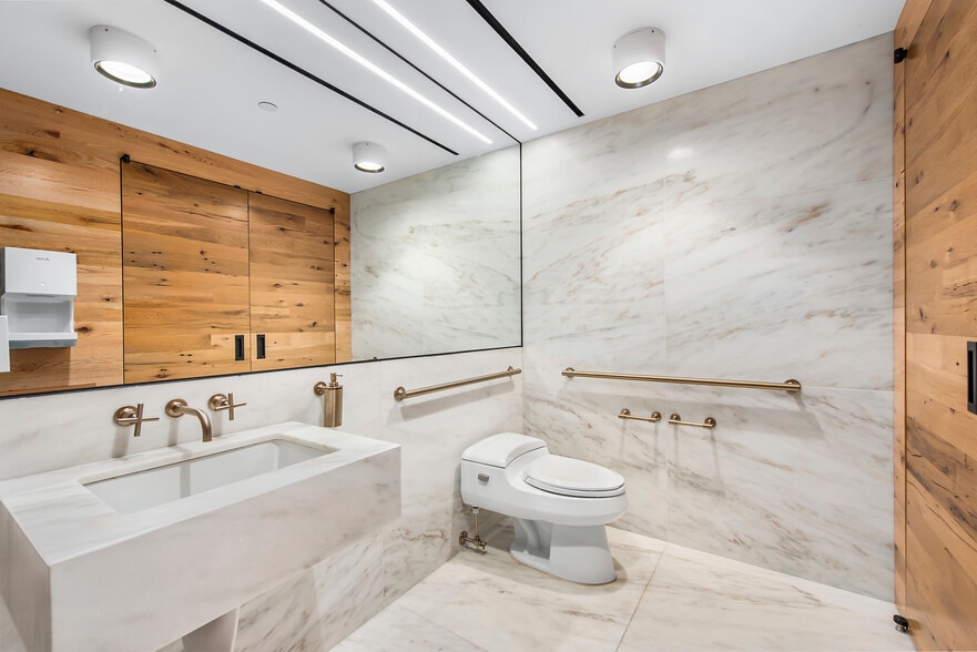 60-66 White St, New York, NY for sale - Interior Photo - Image 2 of 9