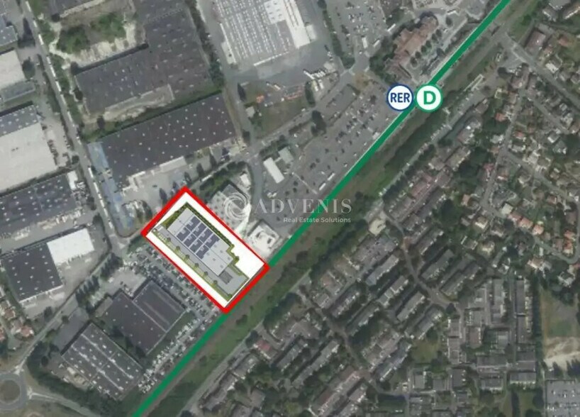 Industrial in Louvres for sale - Aerial - Image 3 of 3