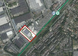 Louvres - AERIAL  map view