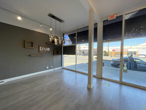 11908 Ventura Blvd, Studio City, CA for lease Interior Photo- Image 1 of 9