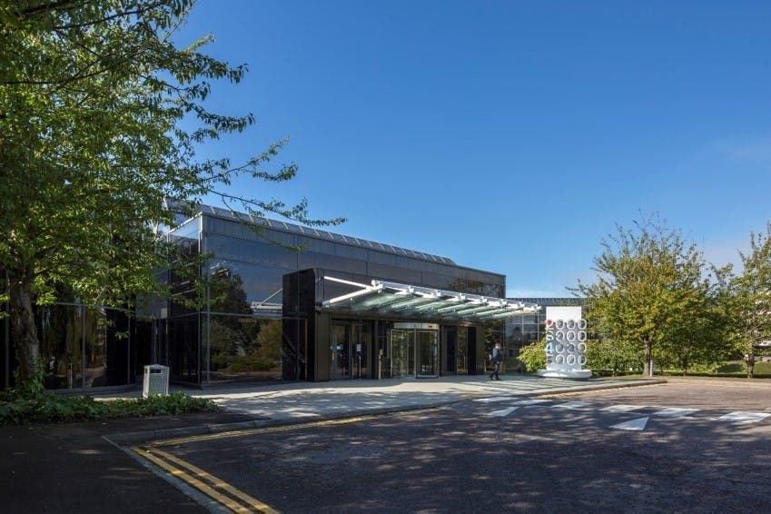 1000 Lakeside, Portsmouth for lease Building Photo- Image 1 of 49