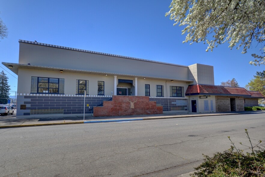 207 SW K St, Grants Pass, OR for sale - Building Photo - Image 1 of 1