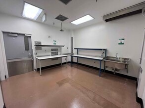 319 N Bernardo Ave, Mountain View, CA for lease Building Photo- Image 1 of 3