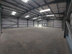 1 Smeaton Rd, Dundee for lease Interior Photo- Image 1 of 2