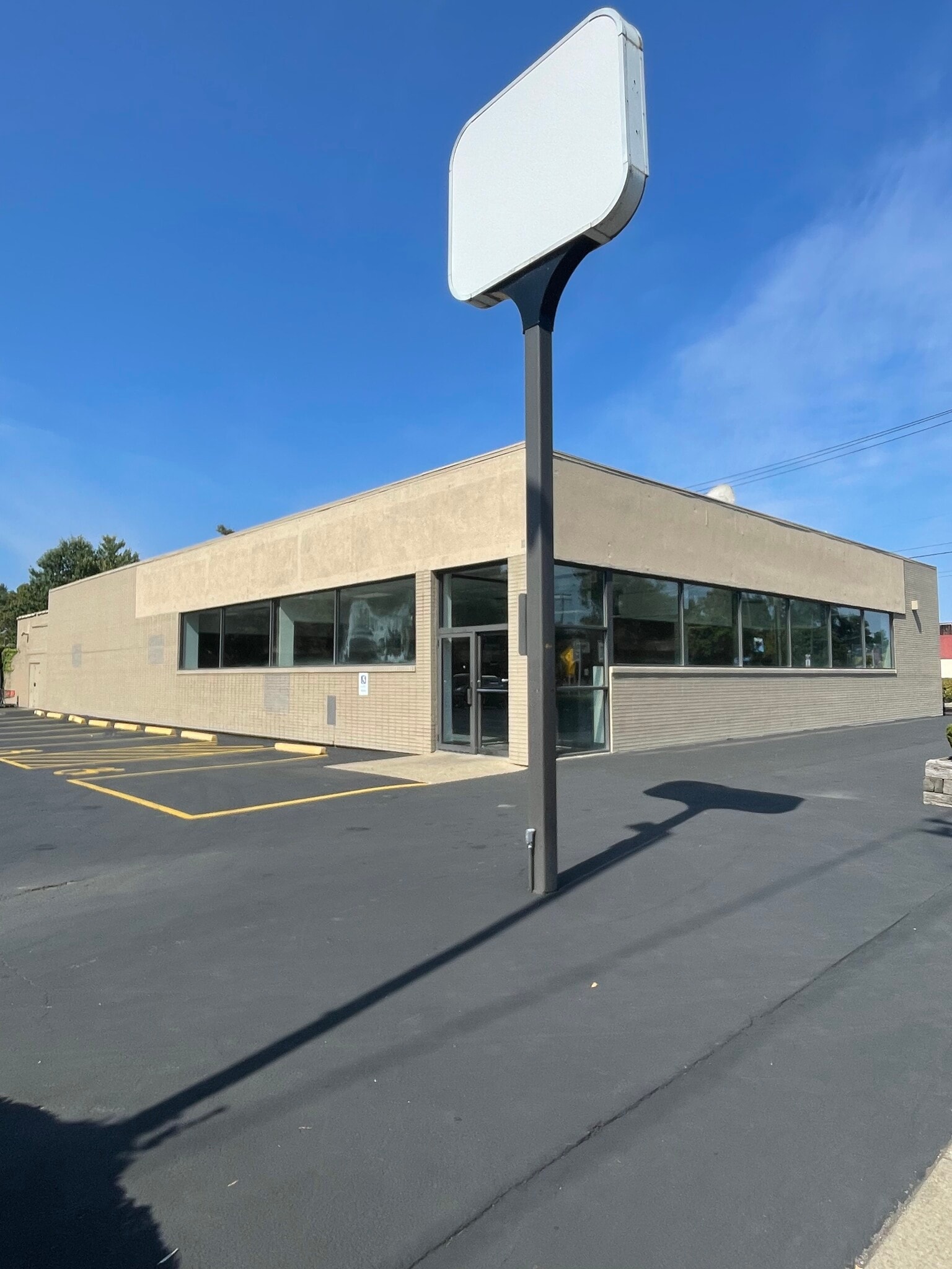 358 Buffalo St, Hamburg, NY for lease Building Photo- Image 1 of 3