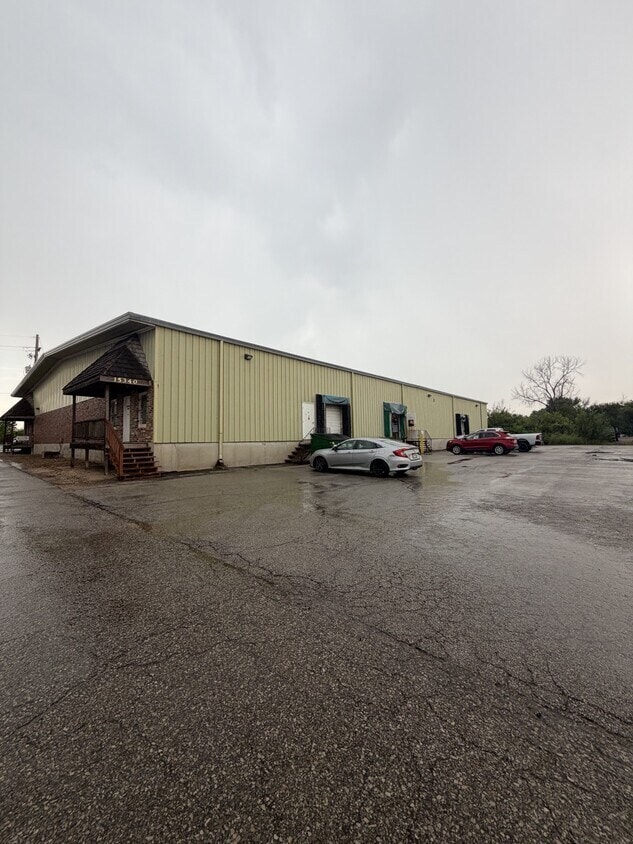 15352 S Keeler St, Olathe, KS for lease Building Photo- Image 1 of 4