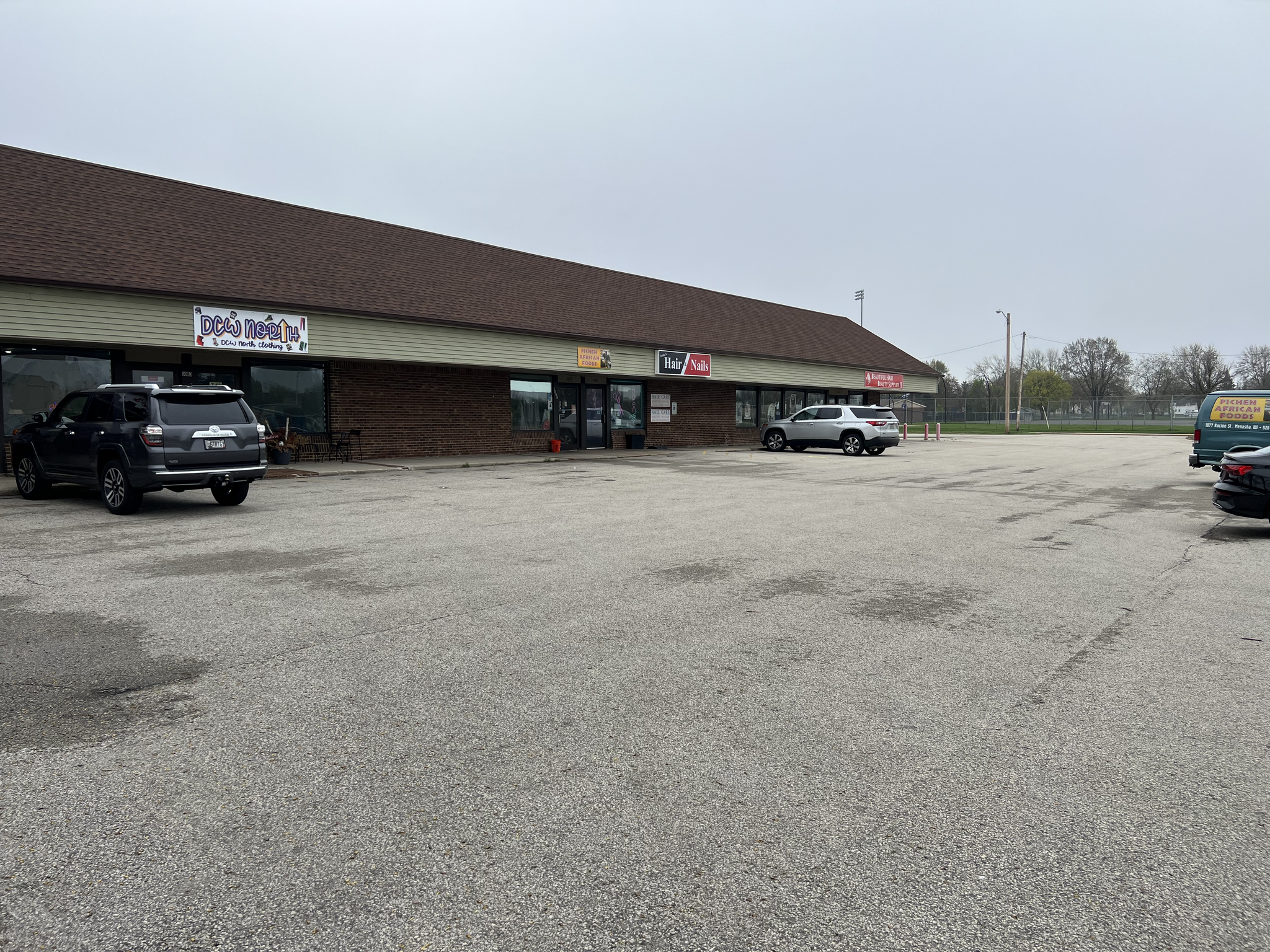 1065-1085 Racine Rd, Menasha, WI for sale Building Photo- Image 1 of 7