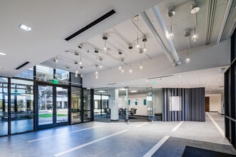 8900 N 22nd Ave, Phoenix, AZ for sale Interior Photo- Image 2 of 5