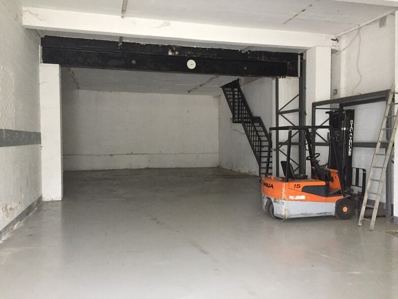 Trumpers Way, London for lease - Building Photo - Image 2 of 5