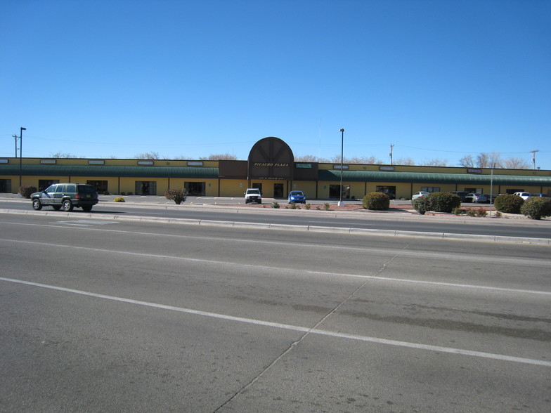 2701-2707 W Picacho Ave, Las Cruces, NM for sale - Primary Photo - Image 1 of 1