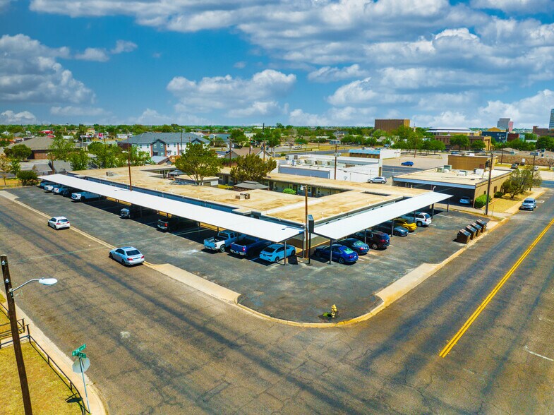 600 Dotsy Ave, Odessa, TX 79763 The Laurel Condos