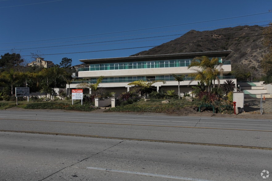 24903 Pacific Coast Hwy, Malibu, CA for lease - Building Photo - Image 3 of 23