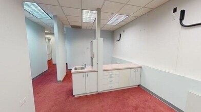 715 W Lake St, Addison, IL for lease - Commercial Listing Video 