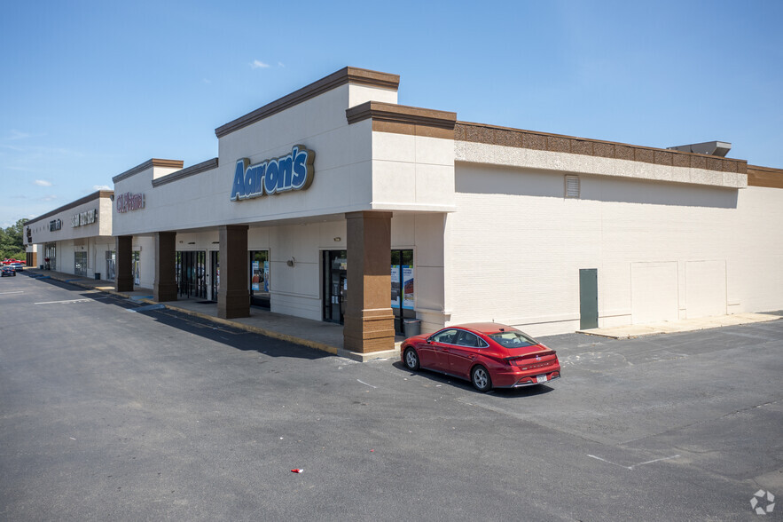 7501-7641 Crestwood Blvd, Birmingham, AL for lease - Primary Photo - Image 1 of 6