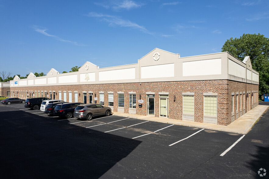 4409 Meramec Bottom Rd, Saint Louis, MO for lease - Building Photo - Image 2 of 14