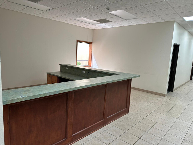 5326 E US Highway 83, Rio Grande City, TX for lease - Interior Photo - Image 2 of 18