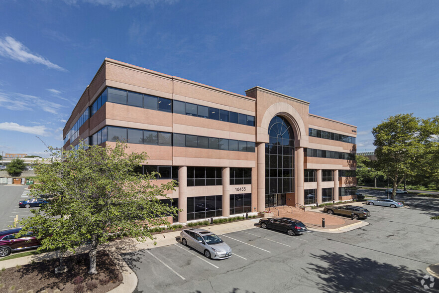 10455 White Granite Dr, Oakton, VA for lease - Building Photo - Image 1 of 9