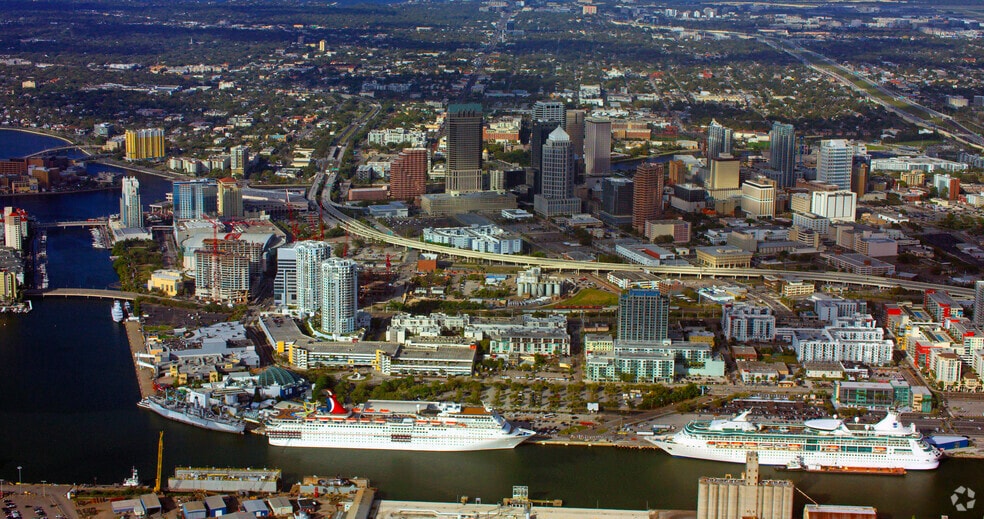2002 N Tampa St, Tampa, FL for lease - Aerial - Image 2 of 10