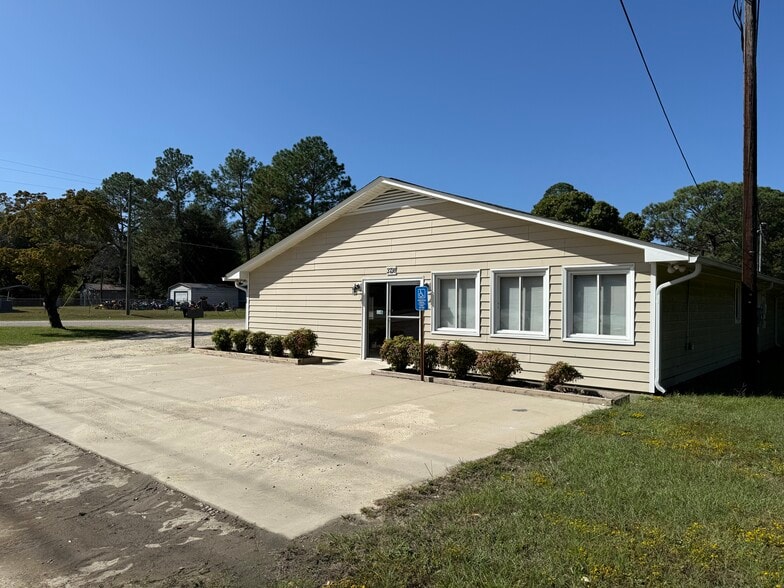 3738 Boone Trl, Fayetteville, NC for sale - Building Photo - Image 2 of 15
