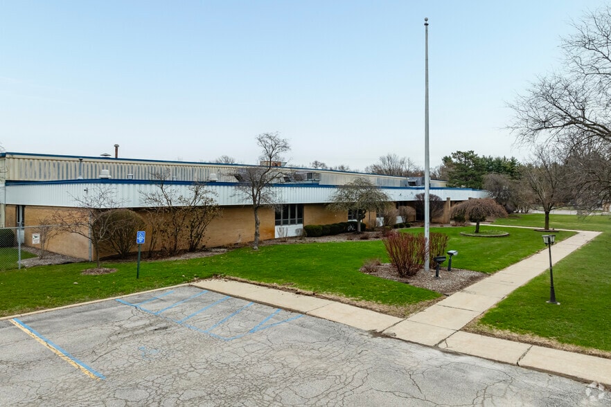 951 County St, Milan, MI for lease - Primary Photo - Image 1 of 6