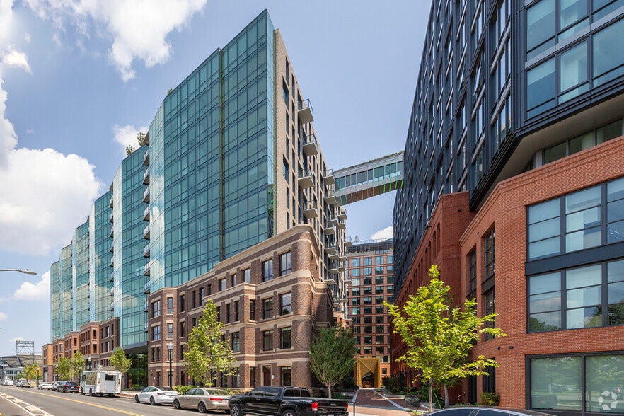 2000 2nd St SW, Washington, DC for lease - Primary Photo - Image 1 of 34