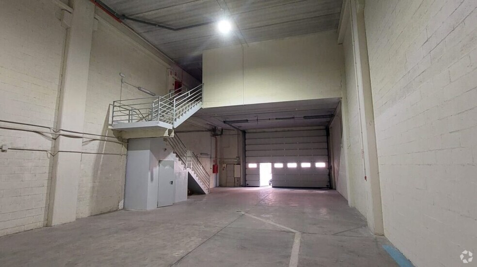 Industrial in Madrid, Madrid for lease - Interior Photo - Image 1 of 1