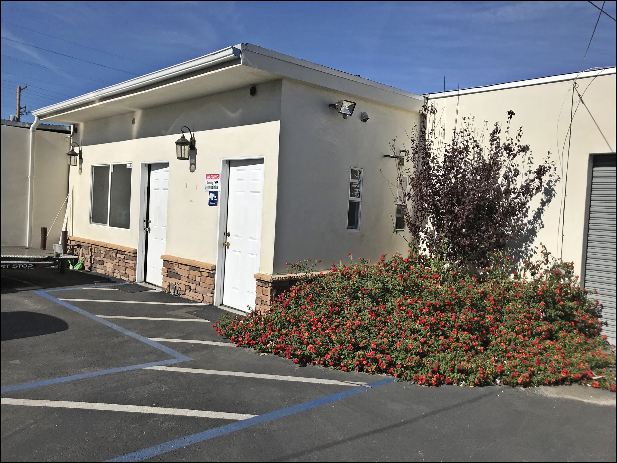 7947 Foothill Blvd, Sunland, CA 91040 - Retail For Lease | LoopNet